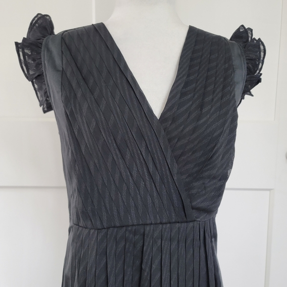 C.Luce black pleated vneck dress - Picture 4 of 8